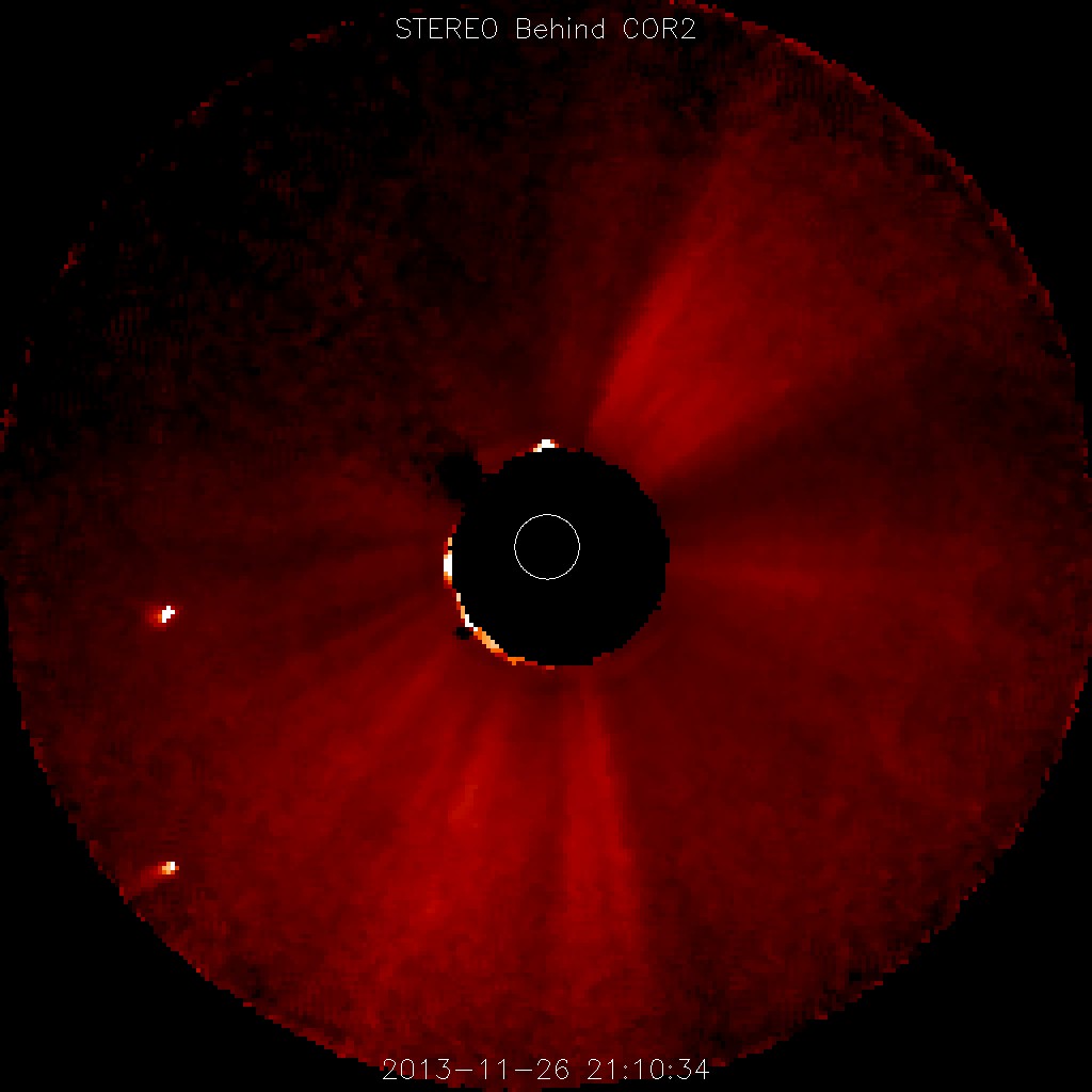 Komet Ison 26.11.2013 um 22:10 MEZ, aufgenommen mit dem COR2-Instrument der Raumsonde STEREO Behind